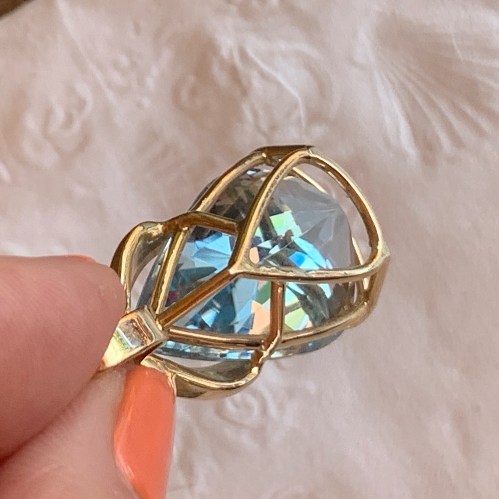 🎊HP🎊NWT 14KY Custom Genuine Blue Topaz Pendant - Picture 14 of 14